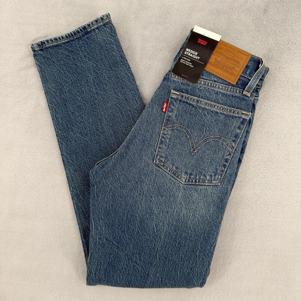 Levi's Premium Jeans Women's W24 L28 Blue Wedgie Straight High Rise Denim NWT